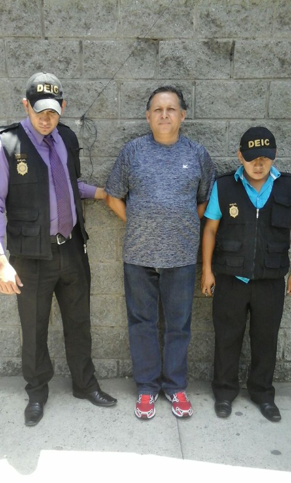 Maestro Gustavo Adolfo Ascencio Mejicanos acusado de homicidio culposo ligado a proceso. Foto: @PNCdeGuatemala