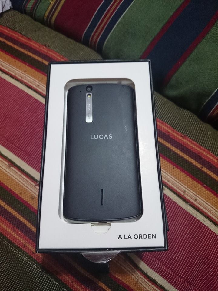 Smartphone Lucas