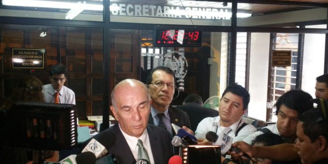 Mario Taracena Busca la Nulidad del Pacto Colectivo