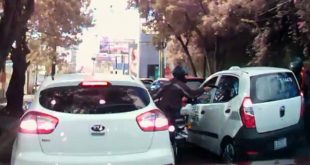 Motoristas asaltan a Taxista en la zona 10