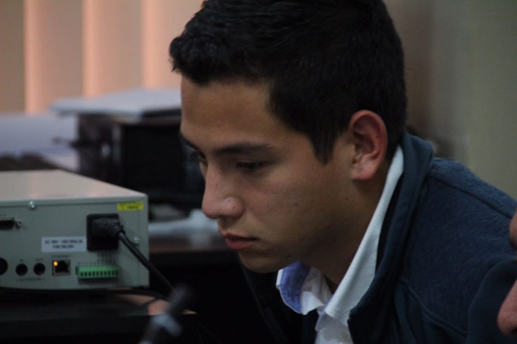 José Manuel Morales Hijo del Presidente llora al Escuchar la Resolución de la Jueza
