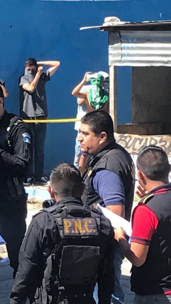 Pandilleros en Villa Nueva, Sacan a Pedradas a Agentes de la PNC y MP