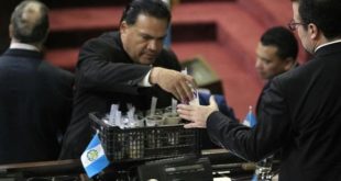 Propuesta de Quitar el Almuerzo a Diputados genera malestar