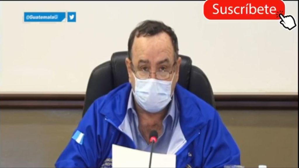 Alejandro Giammattei en Gabinete de Gobierno oficializa el Toque de Queda en Guatemala