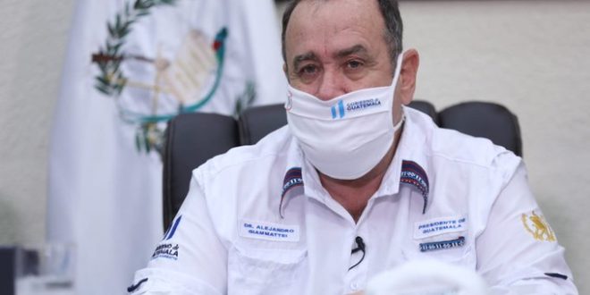 Conferencia de Prensa de Alejandro Giammattei