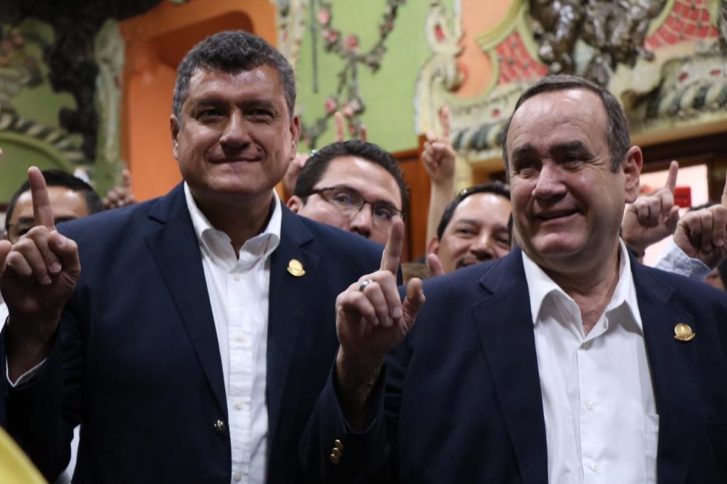 Guillermo Castillo y Alejandro Giammattei
